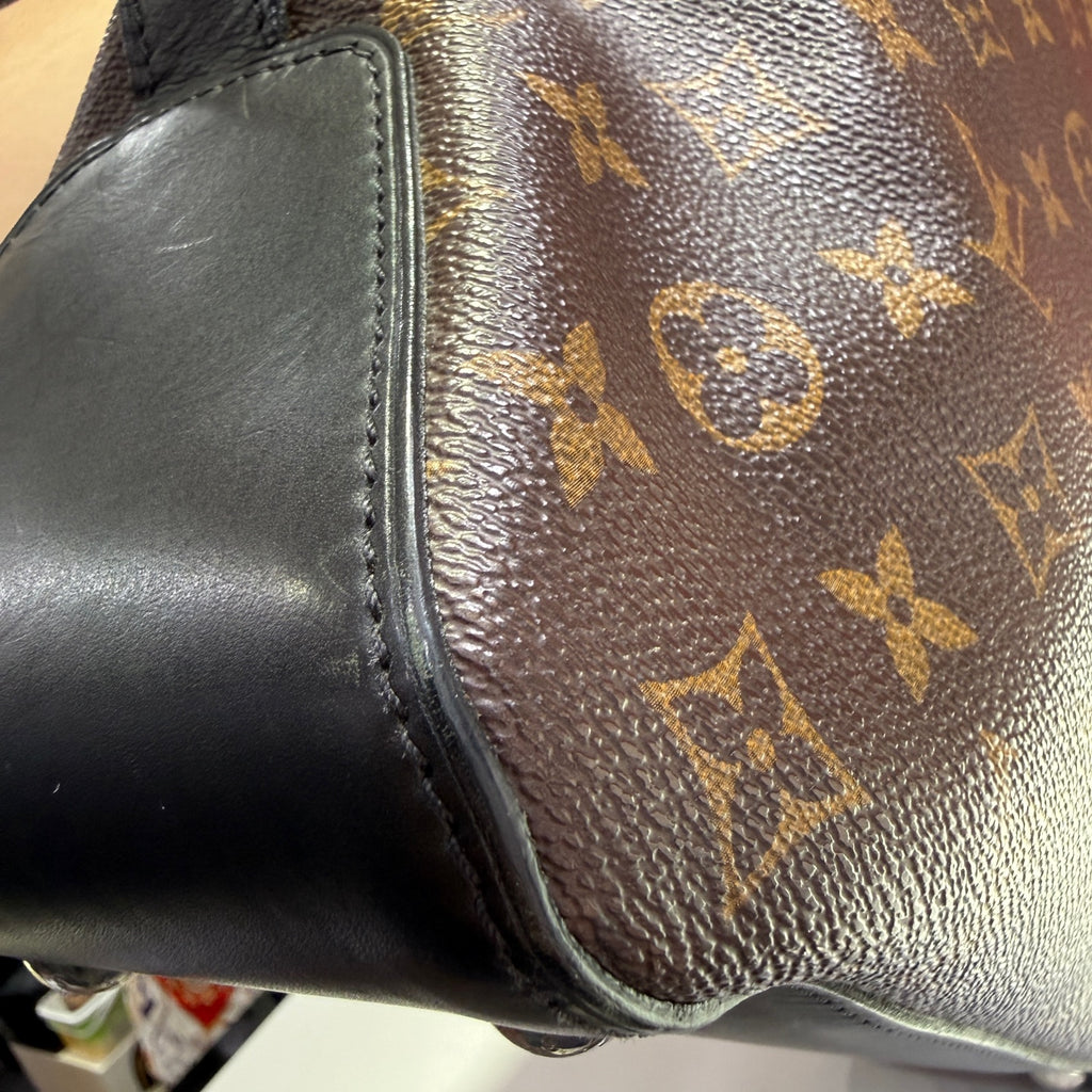 Louis Vuitton Tote
