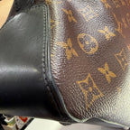 Louis Vuitton Tote