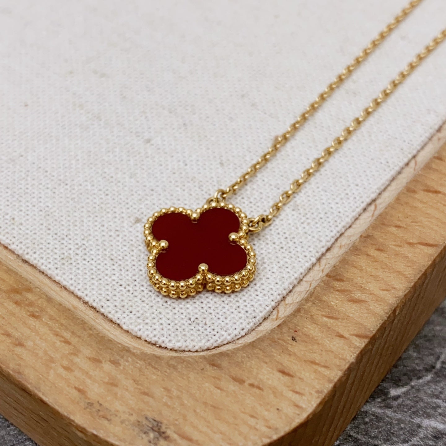 Van Cleef & Arpels Rose gold Necklace