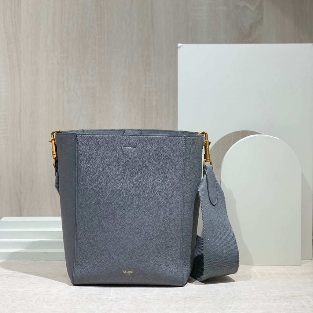 Celine Bucket & Drawstring Bag 189303AH4.05CL