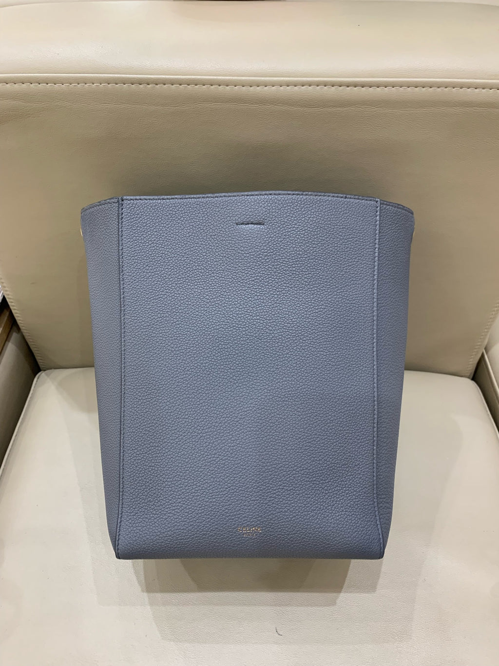 Celine Bucket & Drawstring Bag 189303AH4.05CL