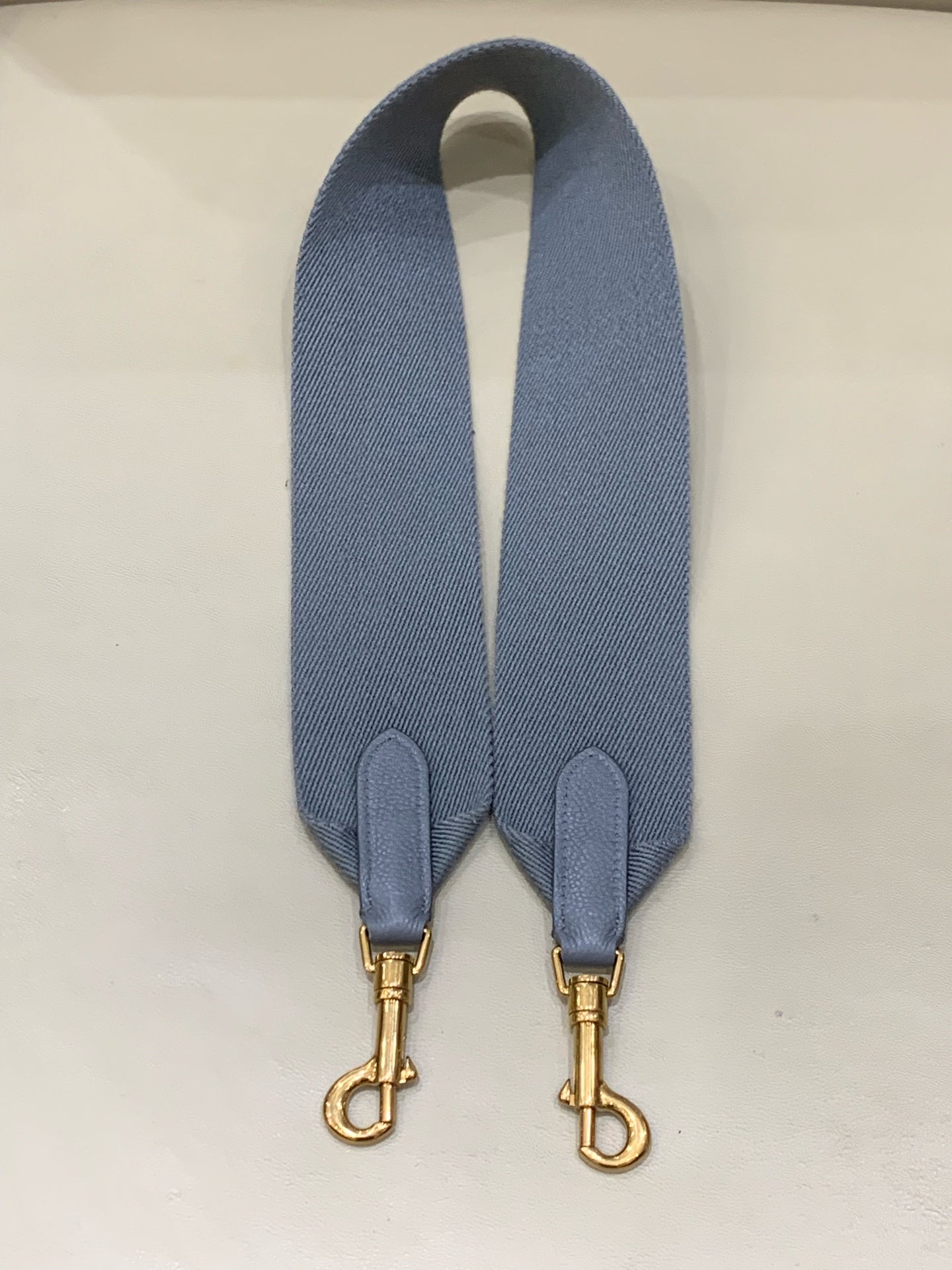 Celine Bucket & Drawstring Bag 189303AH4.05CL