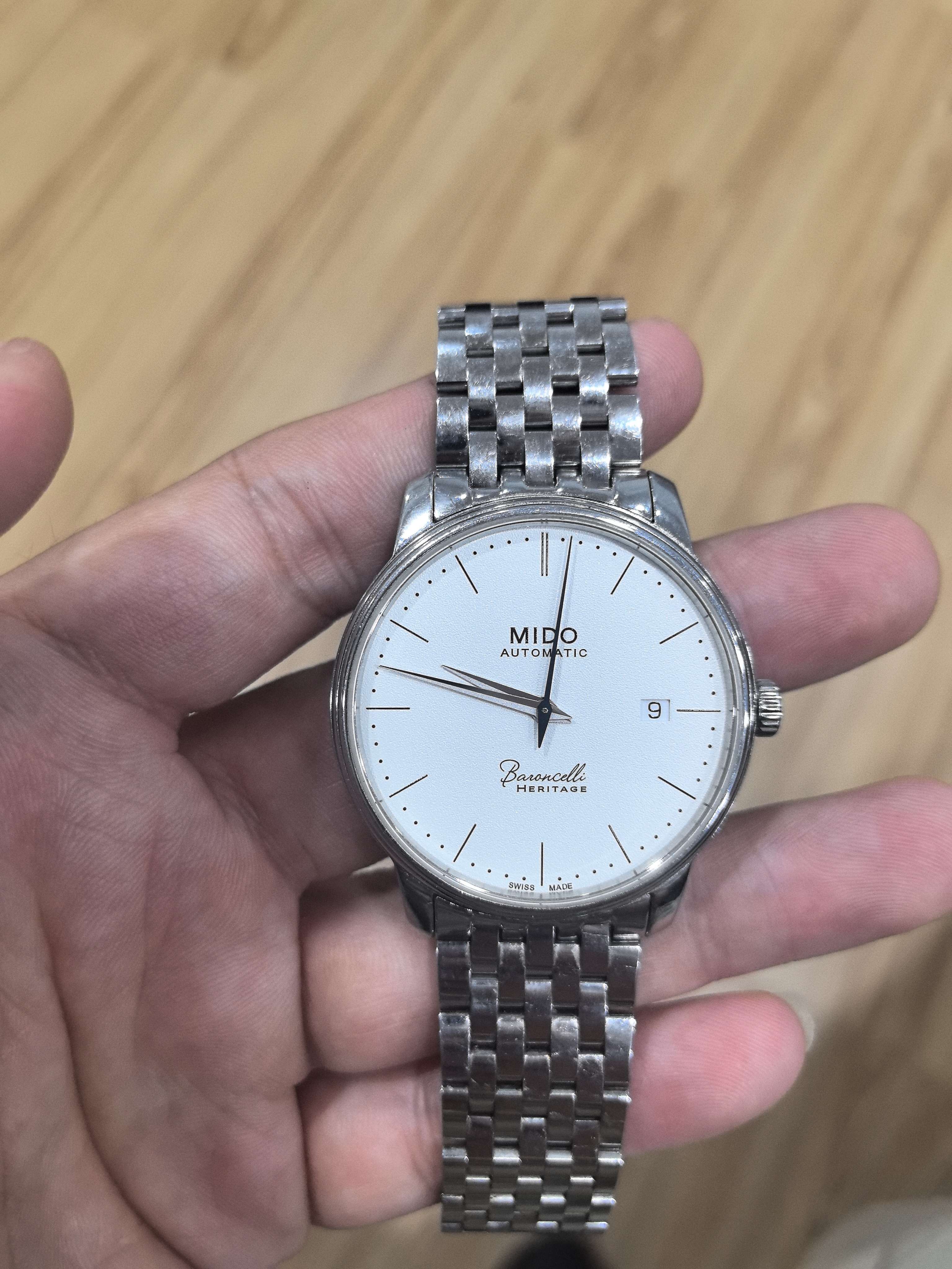 Mido Berenice Automatic (self-winding) watch 39 millimeters M027.407.11.010.00