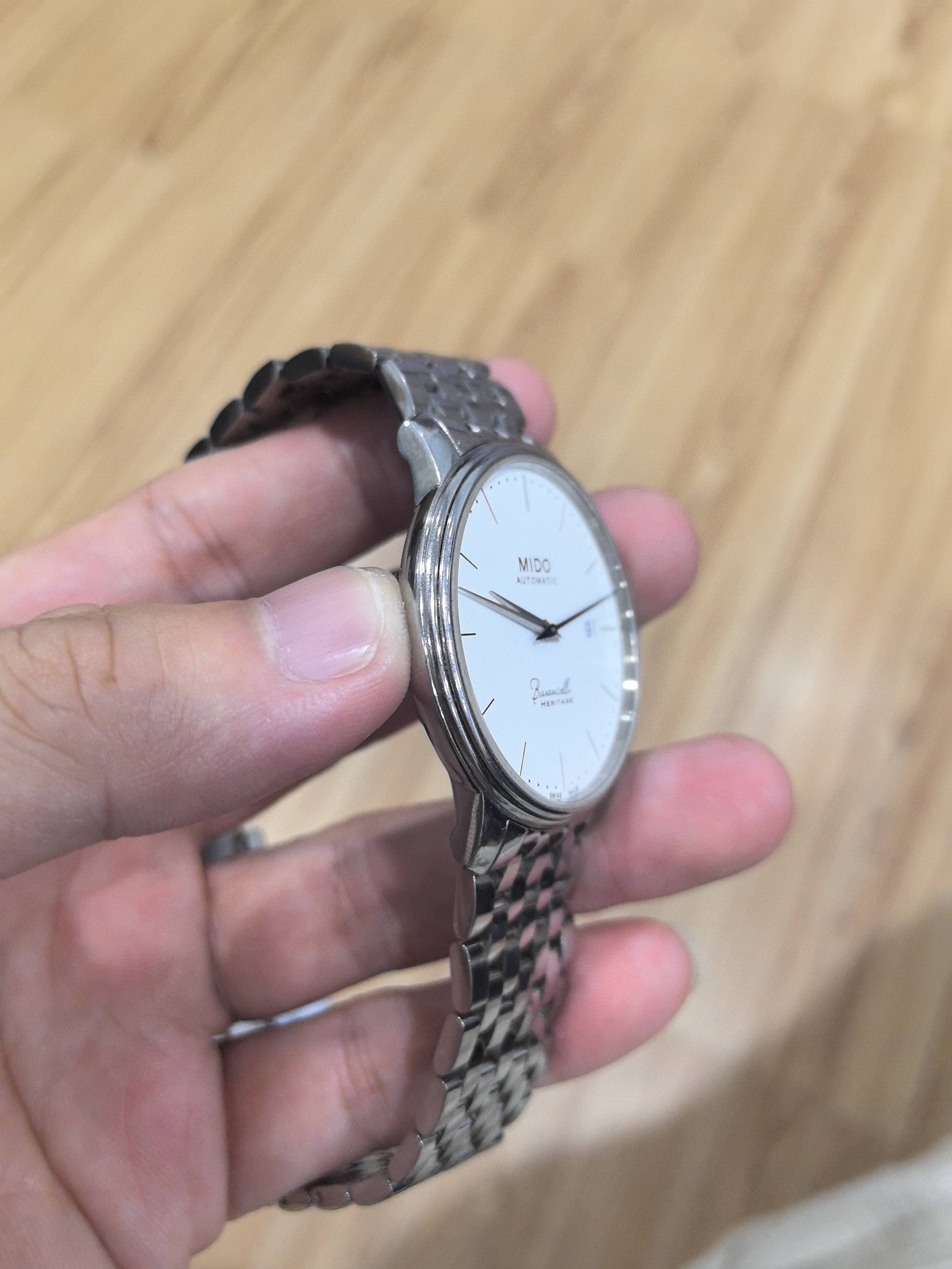 Mido Berenice Automatic (self-winding) watch 39 millimeters M027.407.11.010.00