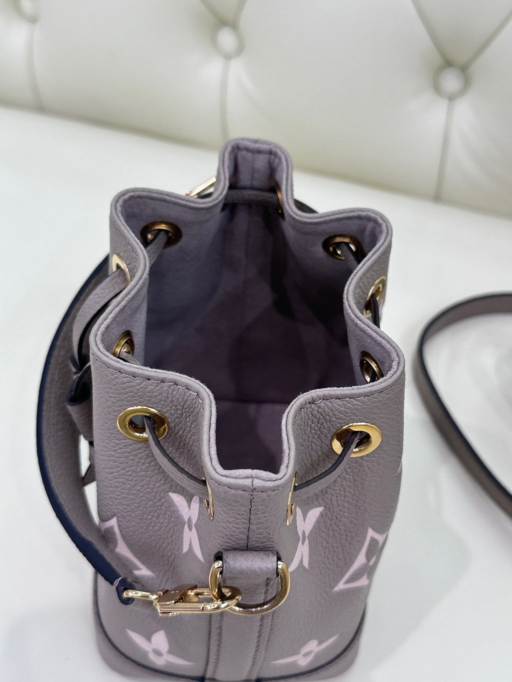 Louis Vuitton Nano Noé 13 x 16 x 10 M46291