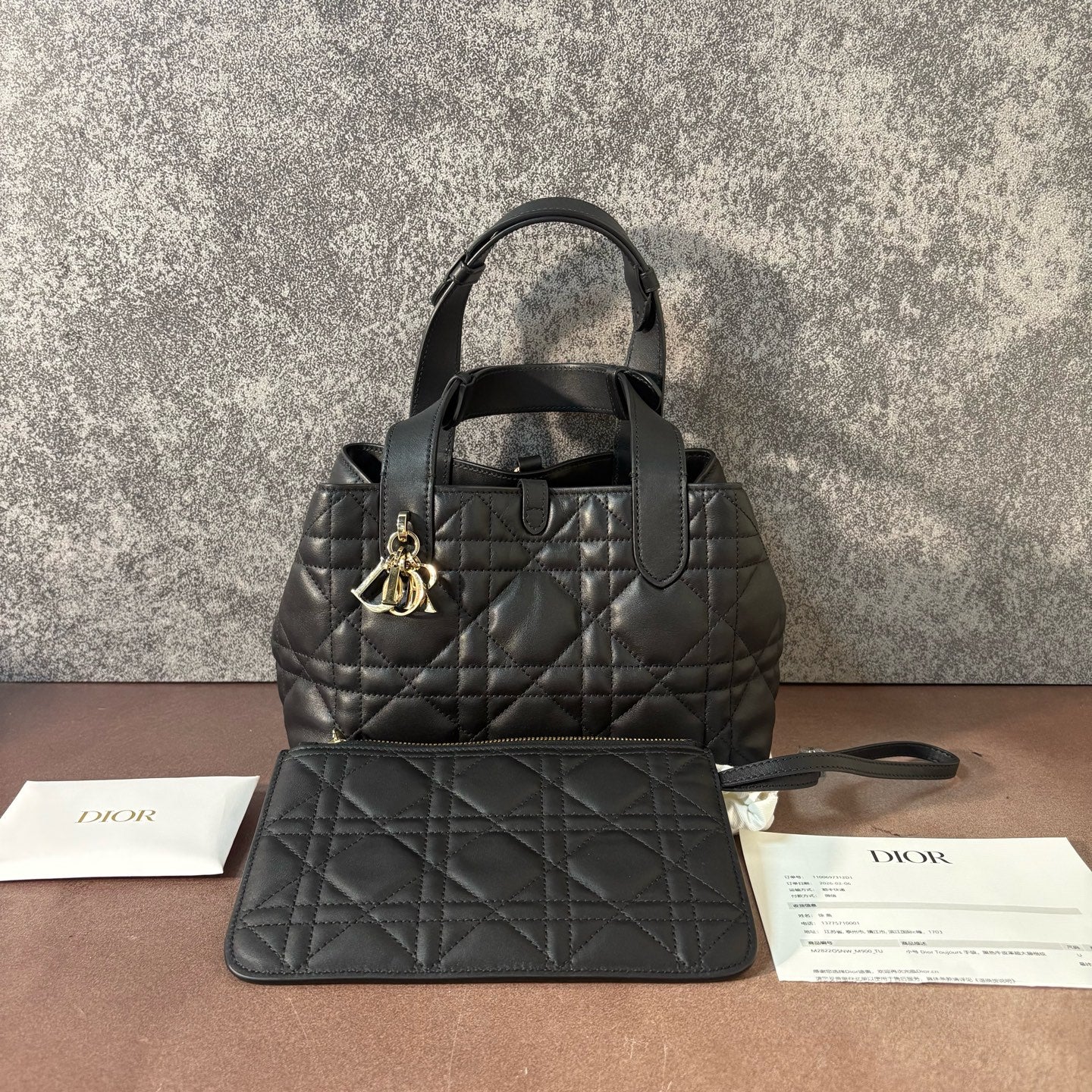 Dior