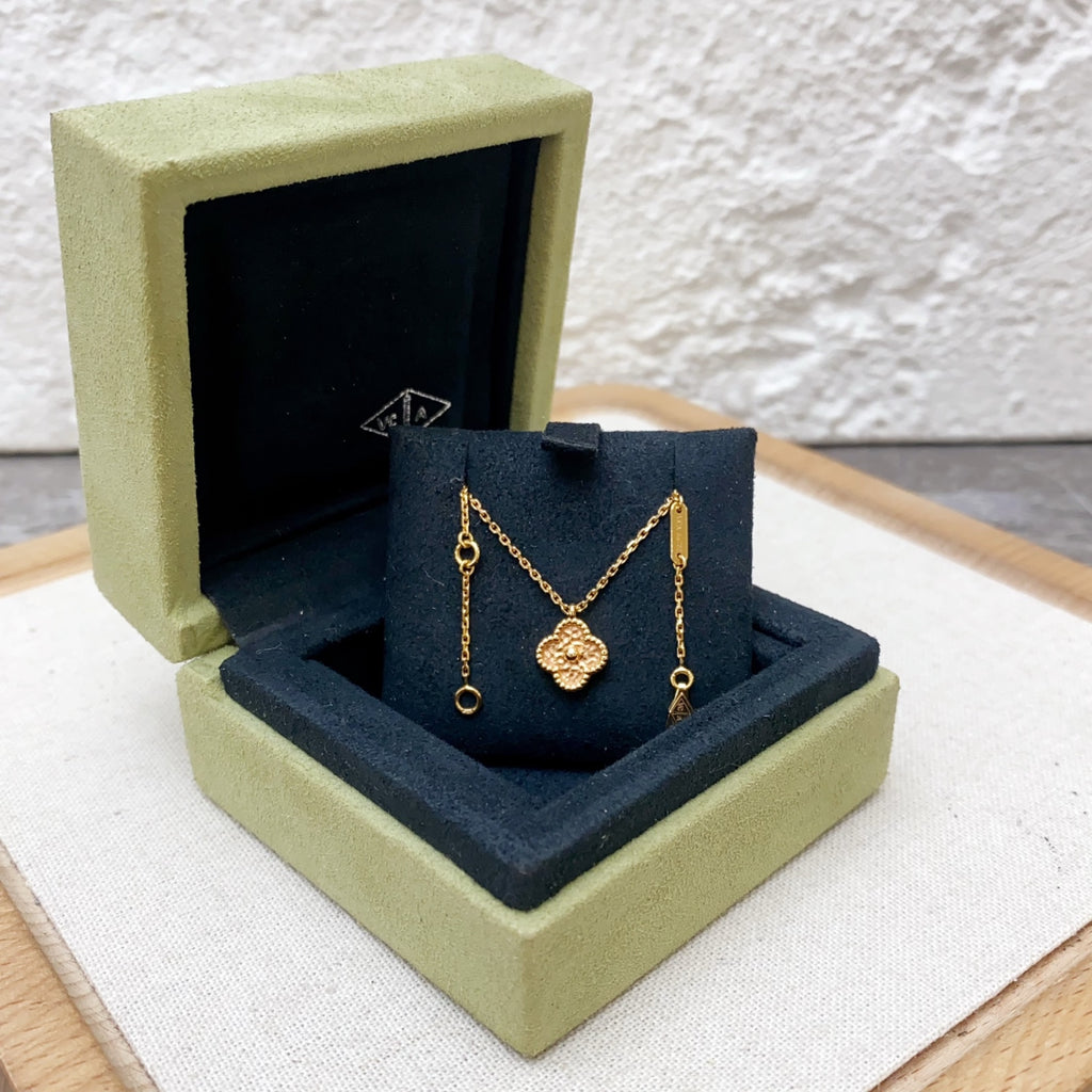 Van Cleef & Arpels Rose gold Necklace