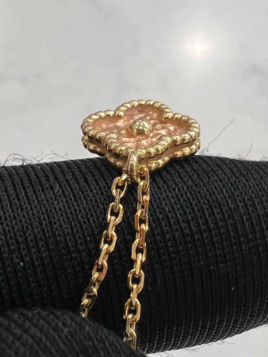 Van Cleef & Arpels Rose gold Necklace