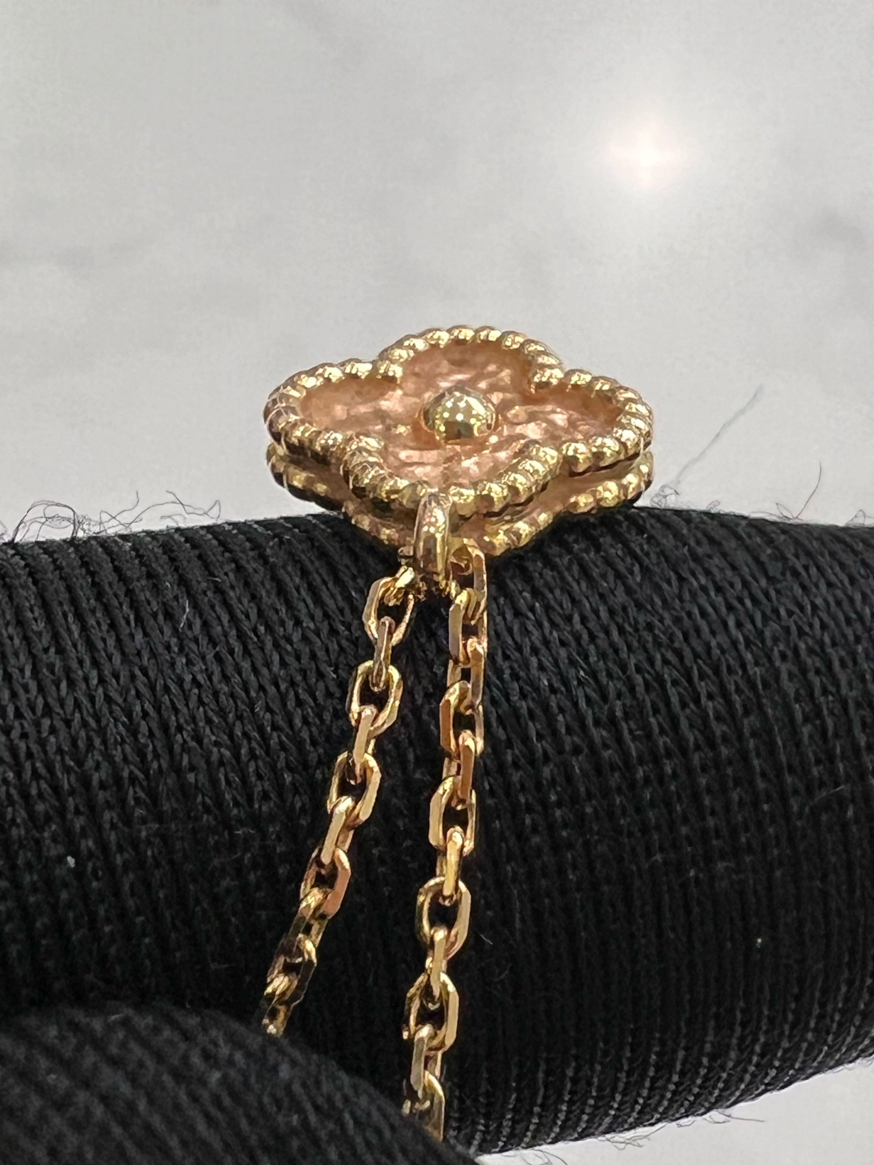 Van Cleef & Arpels Rose gold Necklace