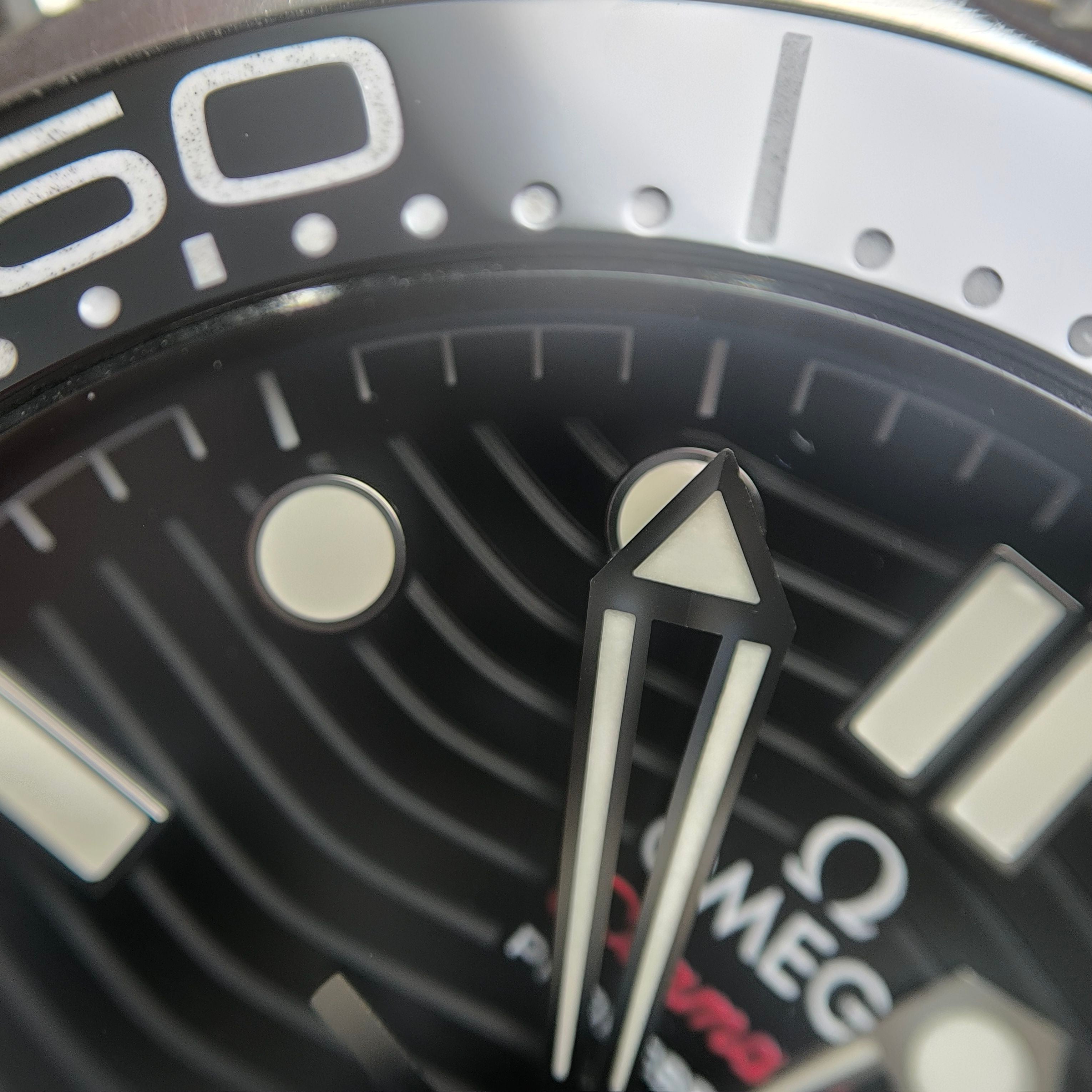 Omega Seahorse Series 42 210.30.42.20.01.001