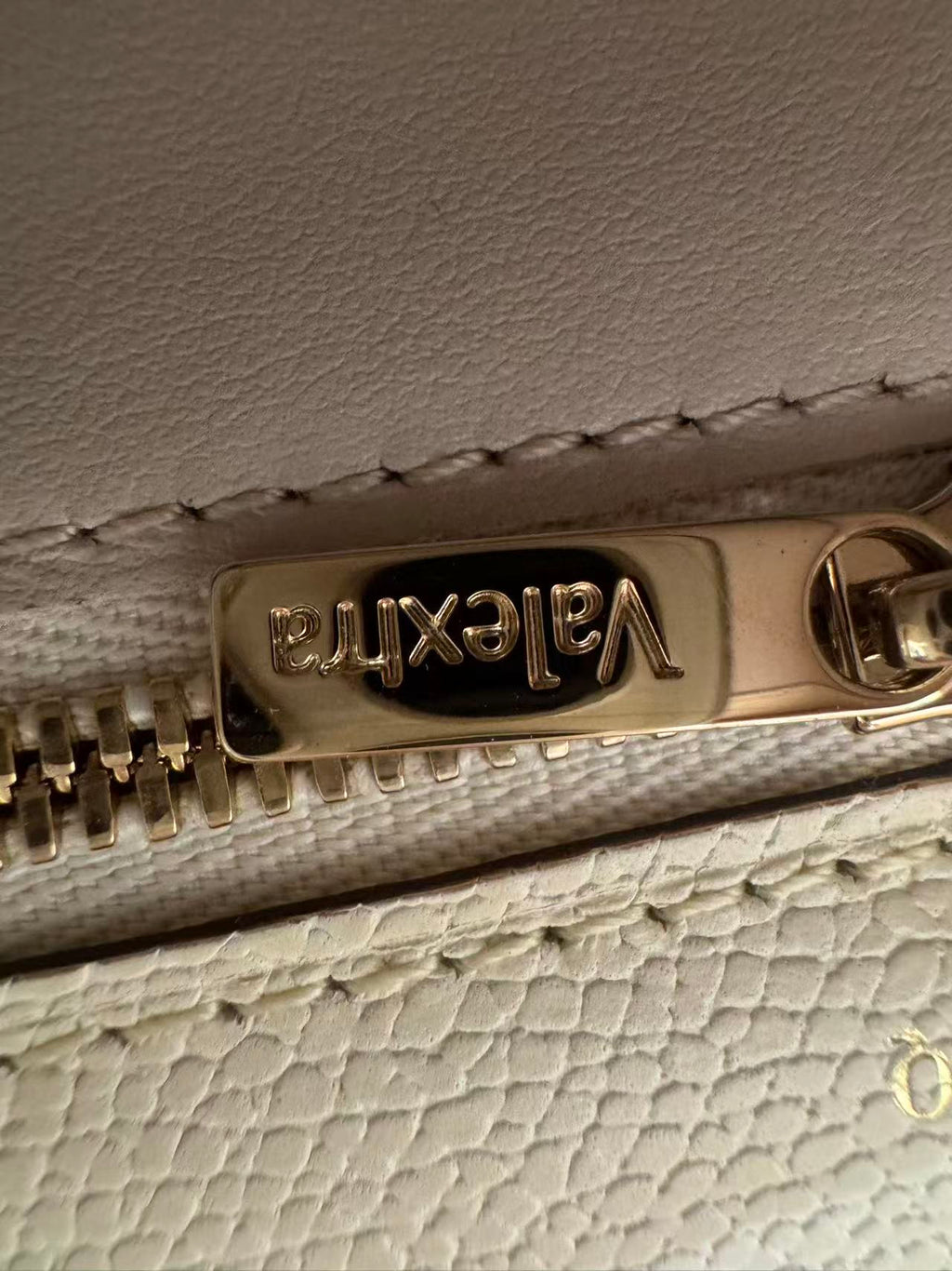 VALEXTRA