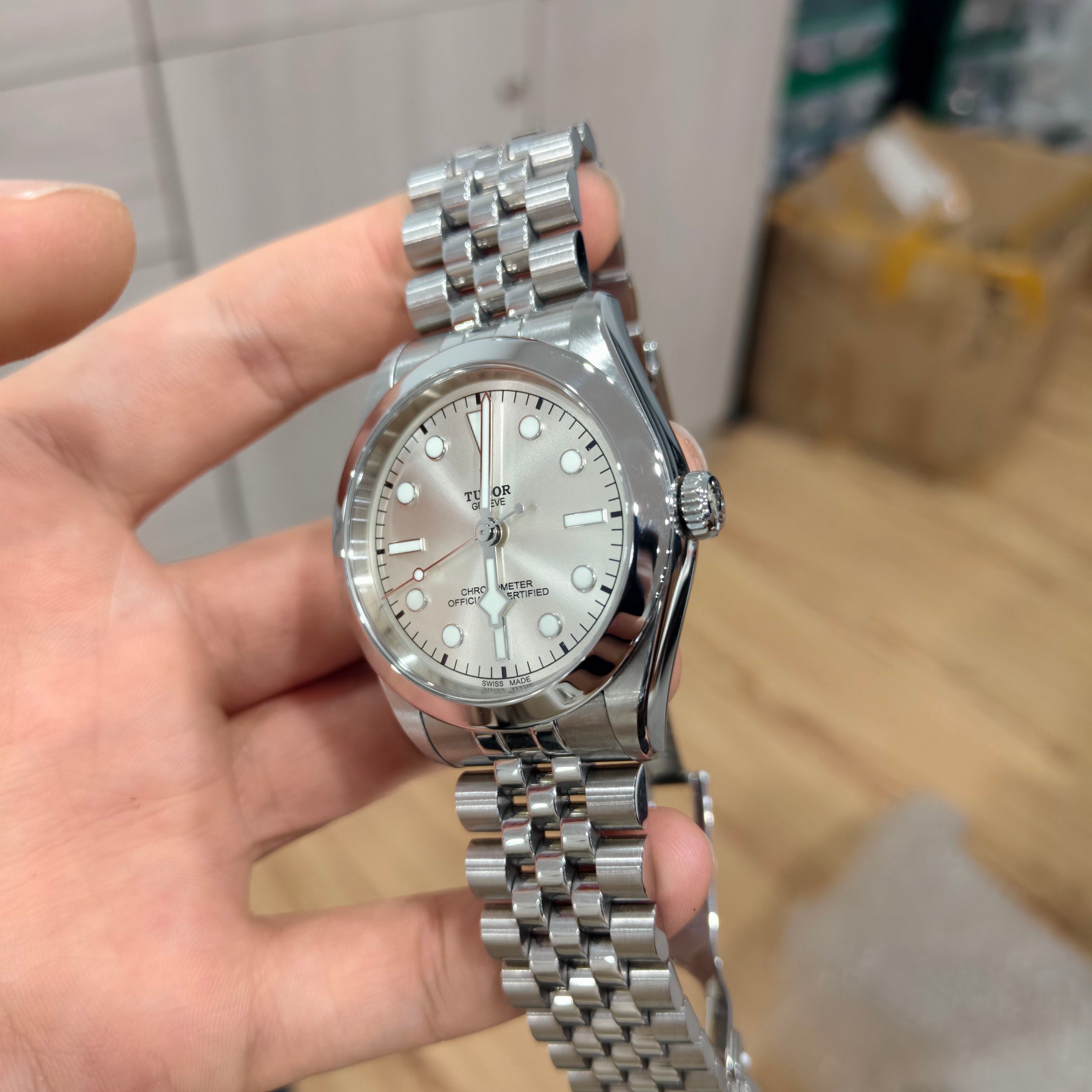 Tudor Biyuan Style 39 39 millimeters m79660-0003