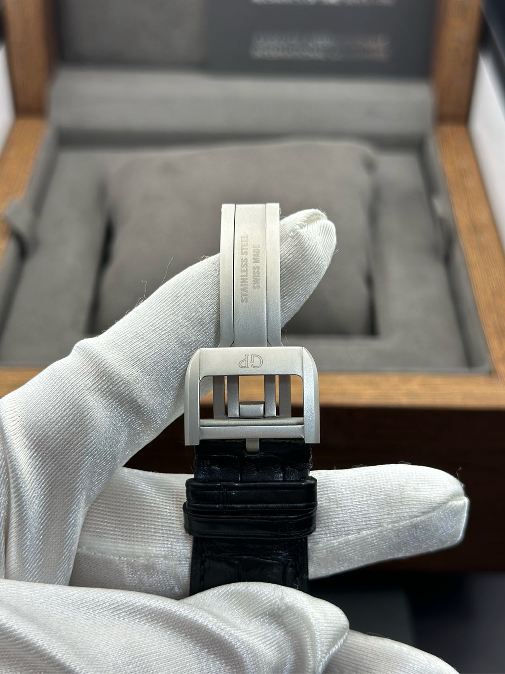 Girard-Perregaux Mechanical watch