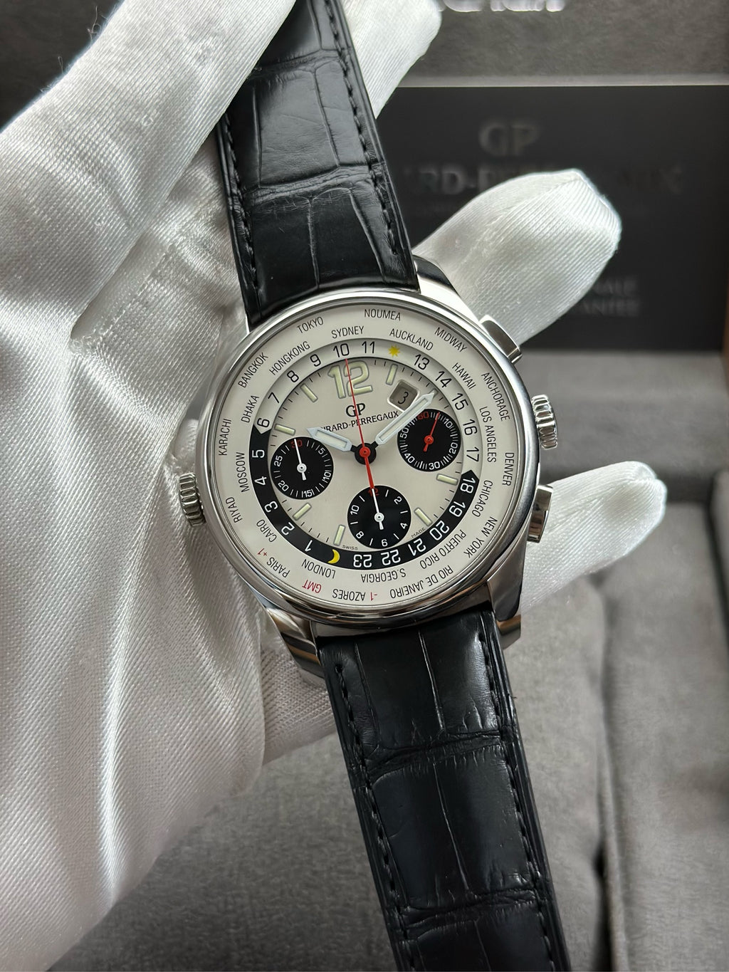 Girard-Perregaux Mechanical watch