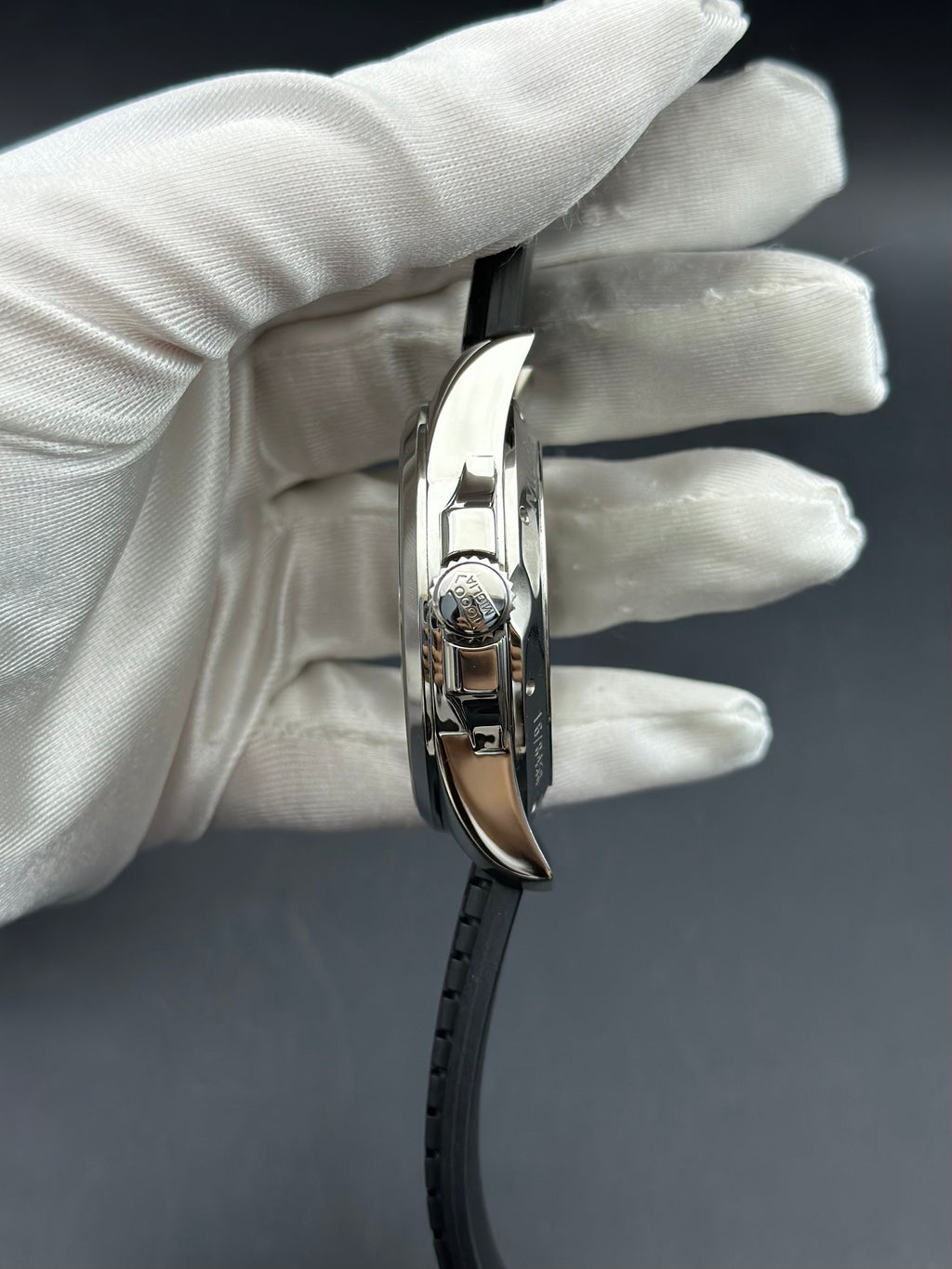 Chopard Neoprene White Automatic (self-winding) watch