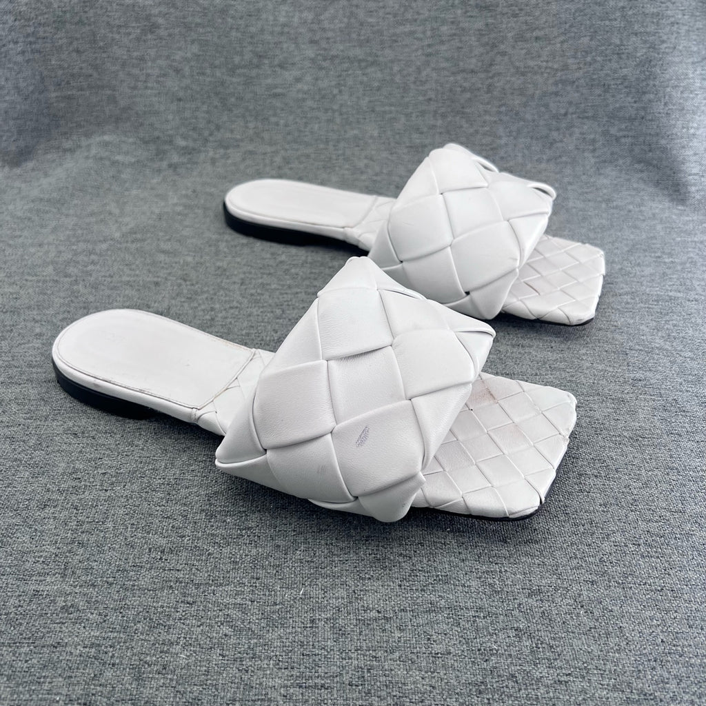 Bottega Veneta Flip flop