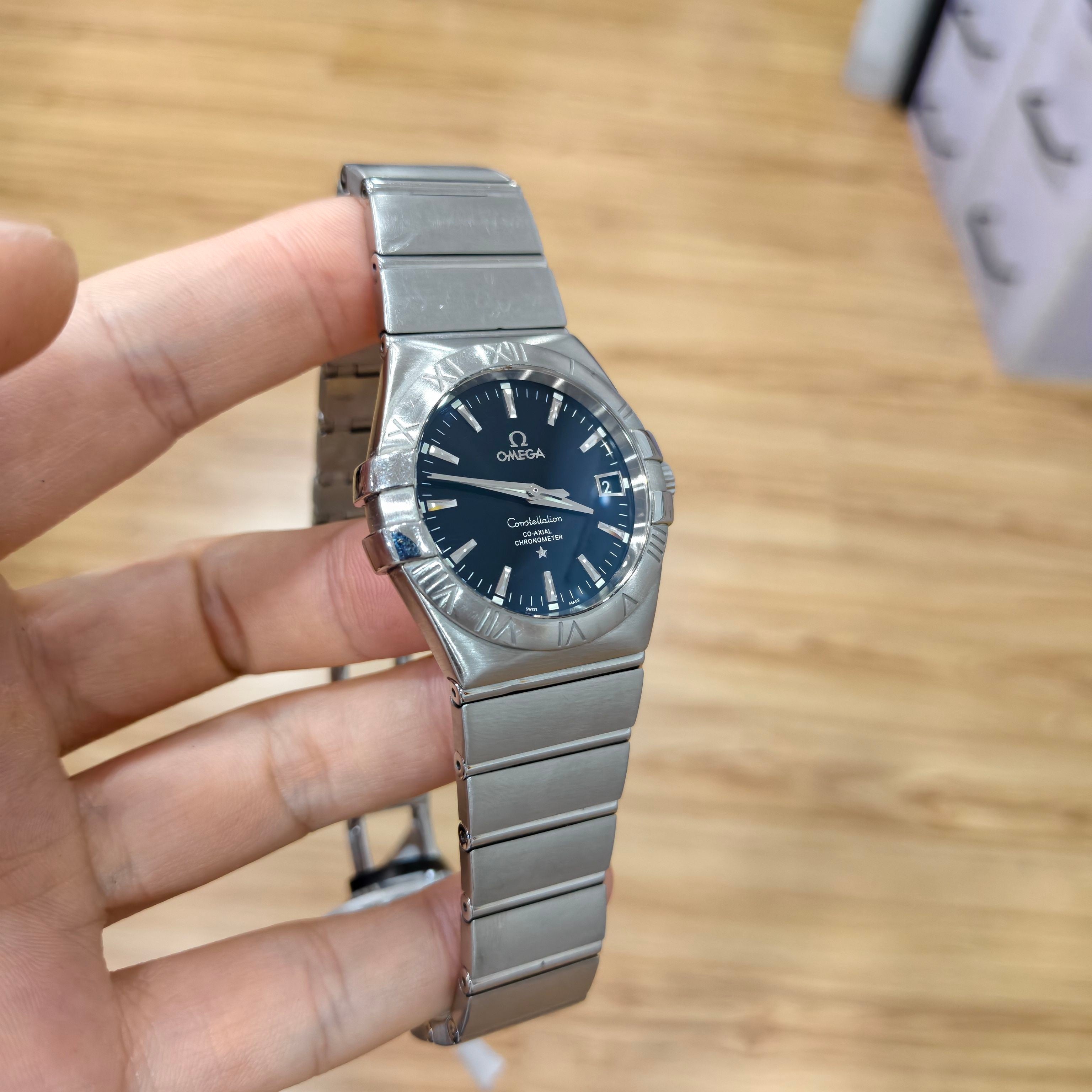 Omega Constellation Series 35 123.10.35.20.01.001