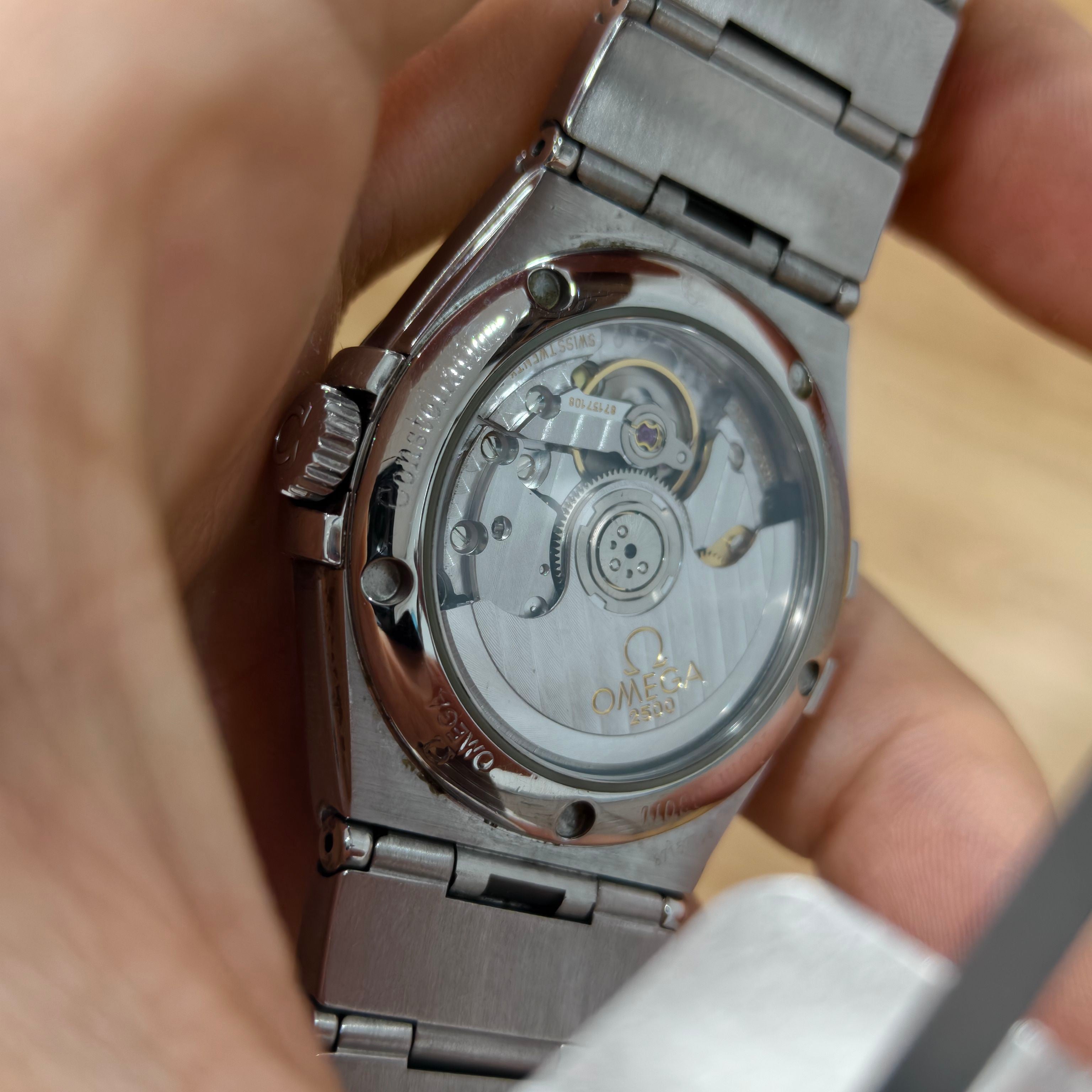 Omega Constellation Series 35 123.10.35.20.01.001