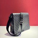 Louis Vuitton Black Messenger Bag 32 cm long x 8 cm wide x 32 cm high N41272