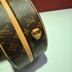 Louis Vuitton Petite Boite Chapeau Crossbody 17.5x 16.5x 7.5 cm M43514