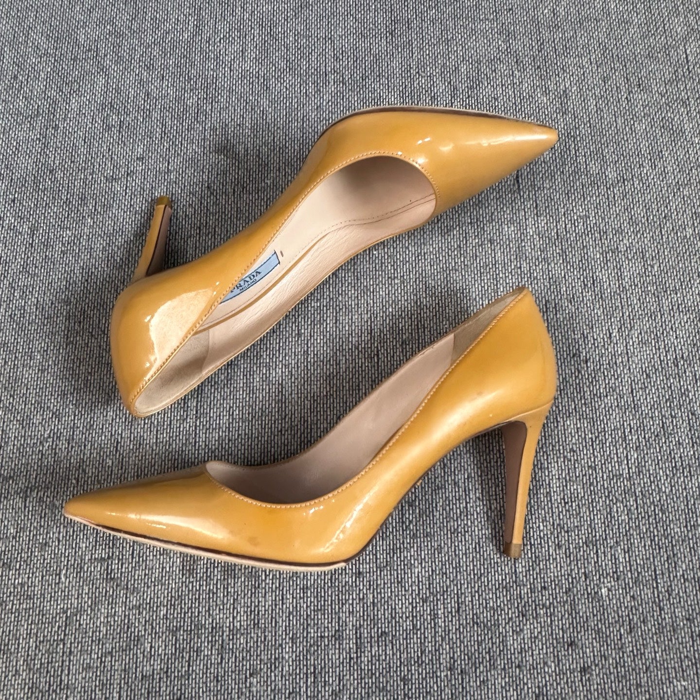空白 Yellow High heels
