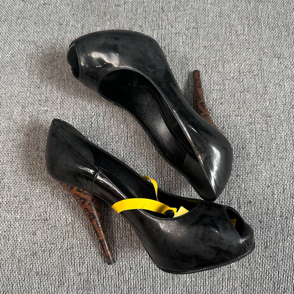 空白 Black High heels