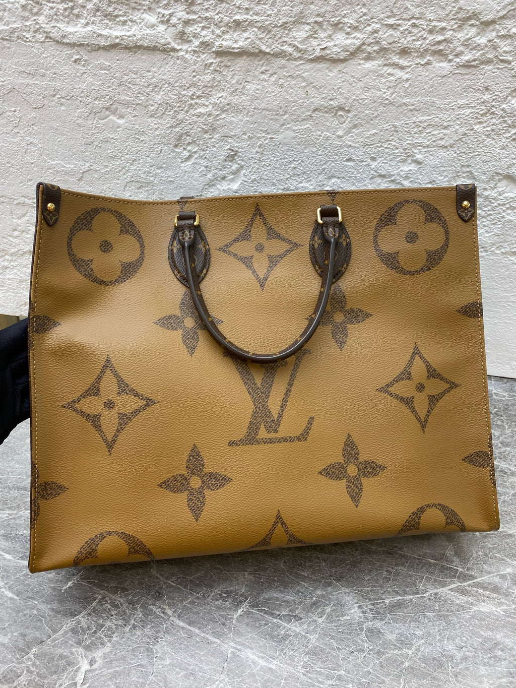 Louis Vuitton Shoulder Bag