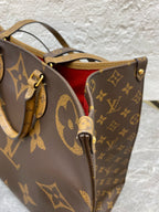 Louis Vuitton Shoulder Bag