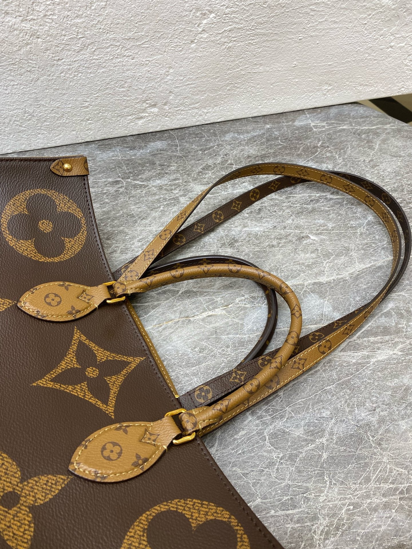 Louis Vuitton Shoulder Bag