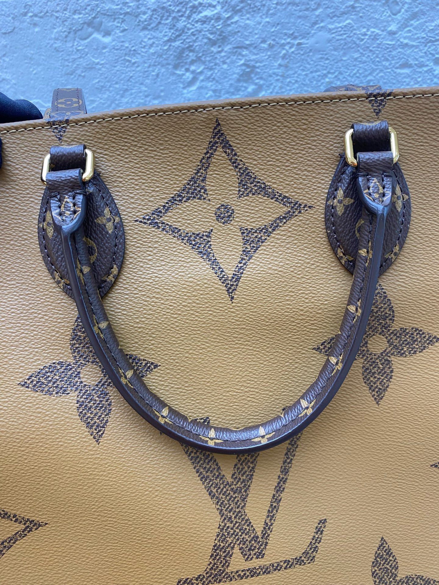 Louis Vuitton Shoulder Bag
