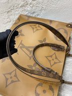 Louis Vuitton Shoulder Bag
