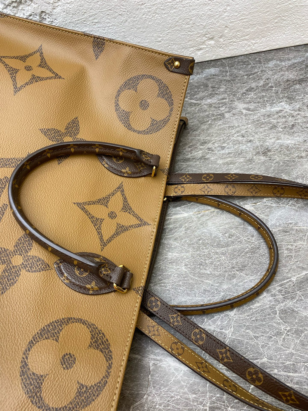 Louis Vuitton Shoulder Bag