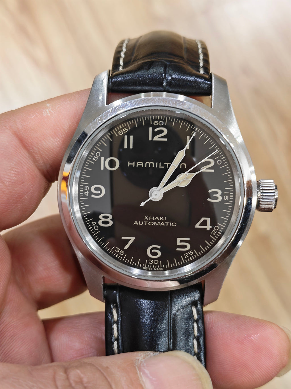 Hamilton Khaki Field Uniform Automatic (self-winding) watch 42 millimeters H70605731