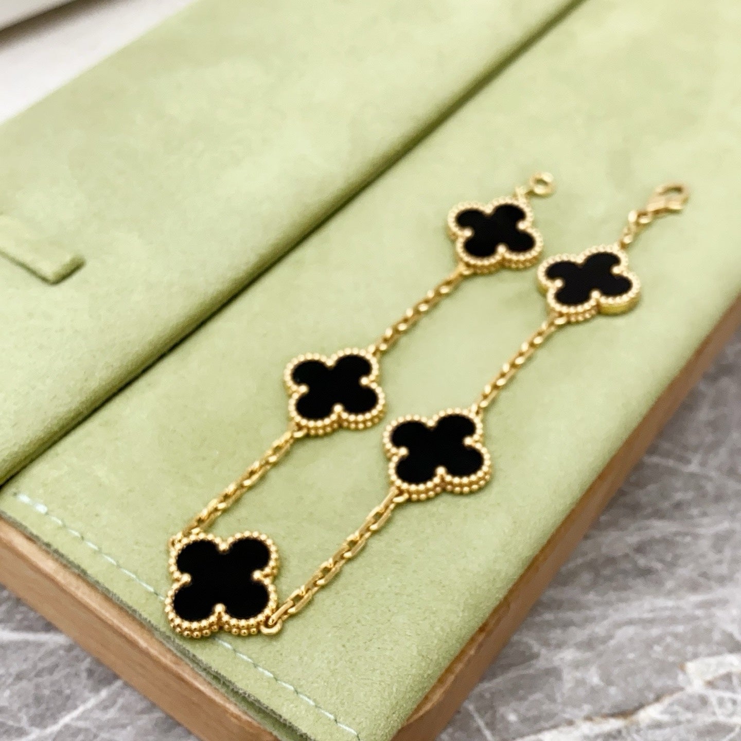 Van Cleef & Arpels Bracelet