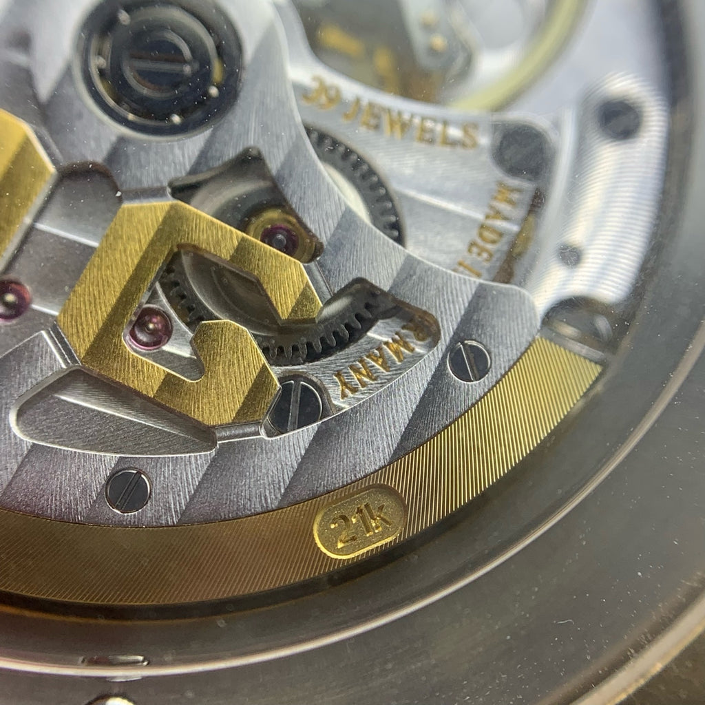 Glashutte Original Retro 42 millimeters 2-39-47-01-01-04