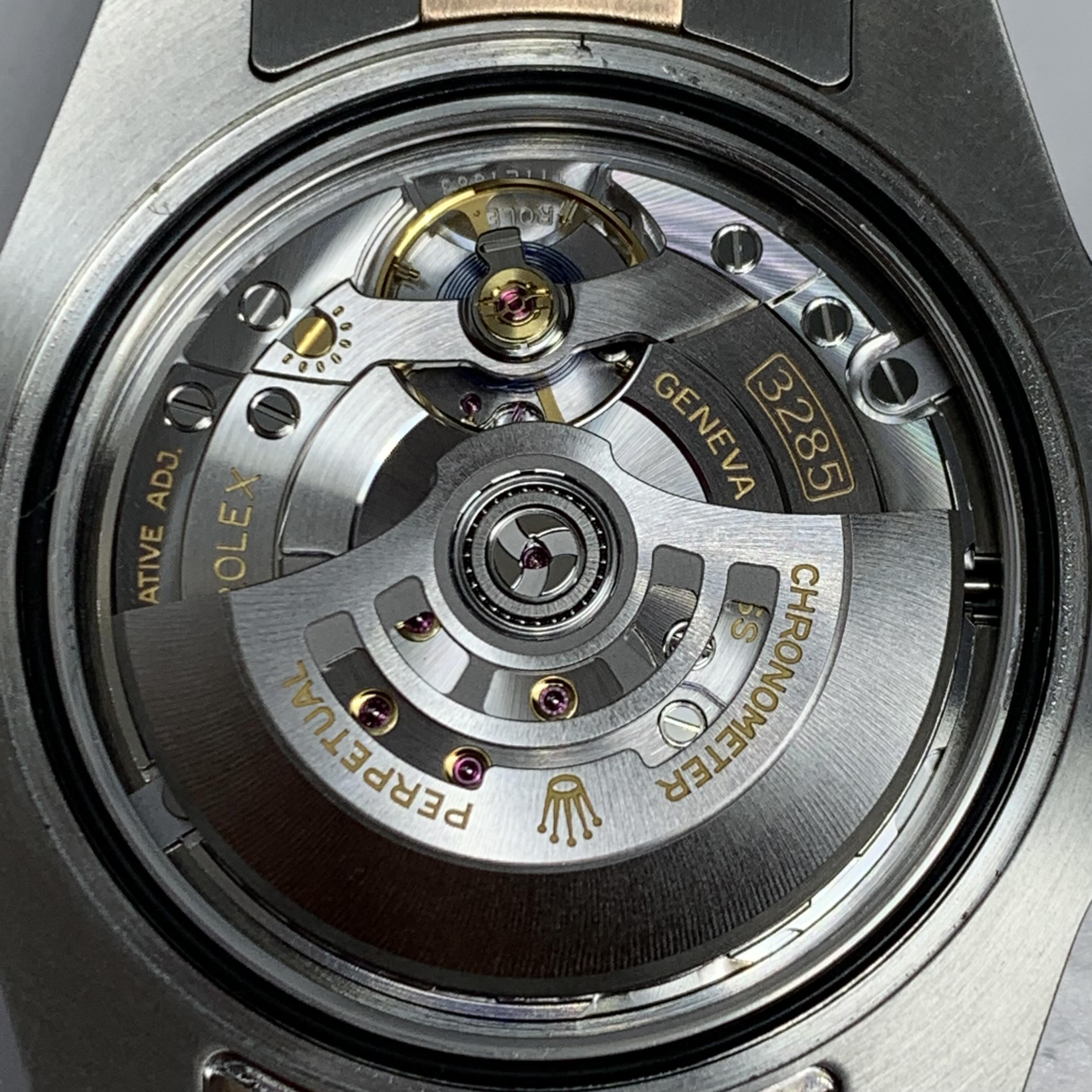 Rolex GMT-Master II 40 millimeters m126711chnr-0002