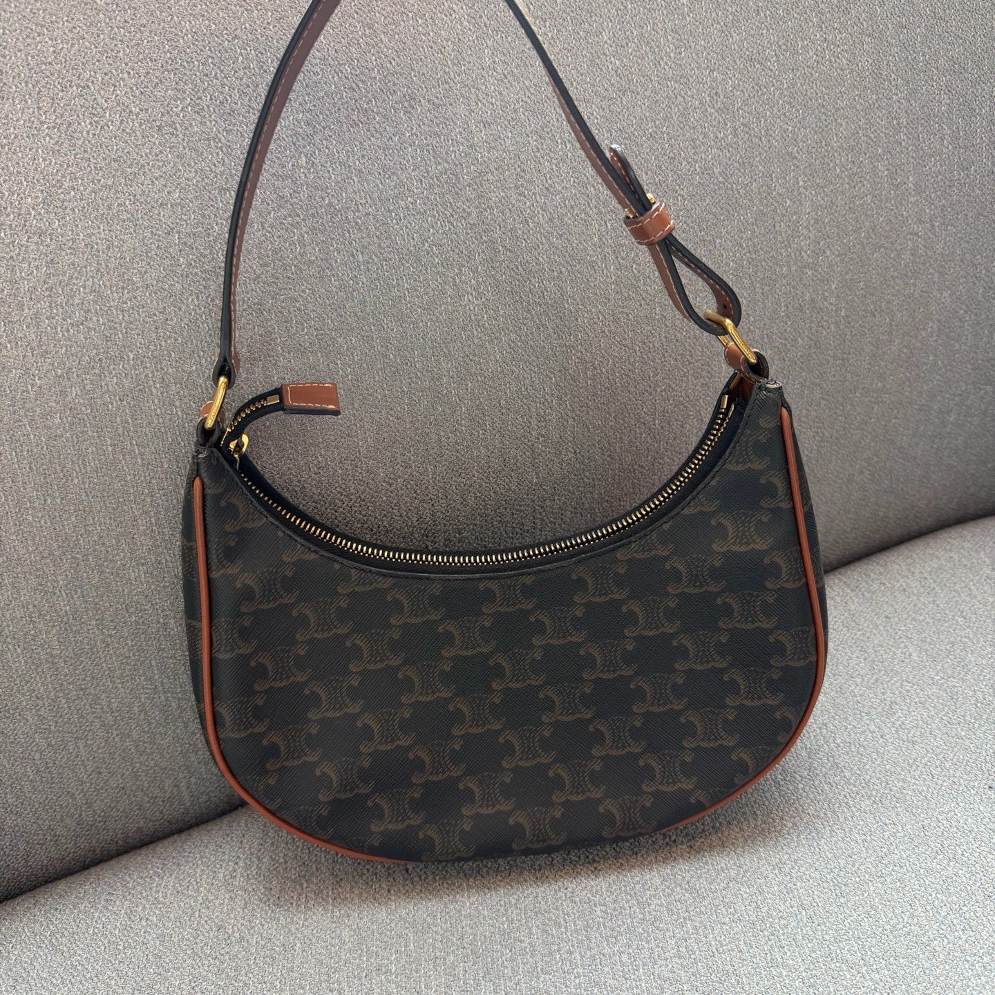 Celine 23*14*7 193952BZJ.27ED