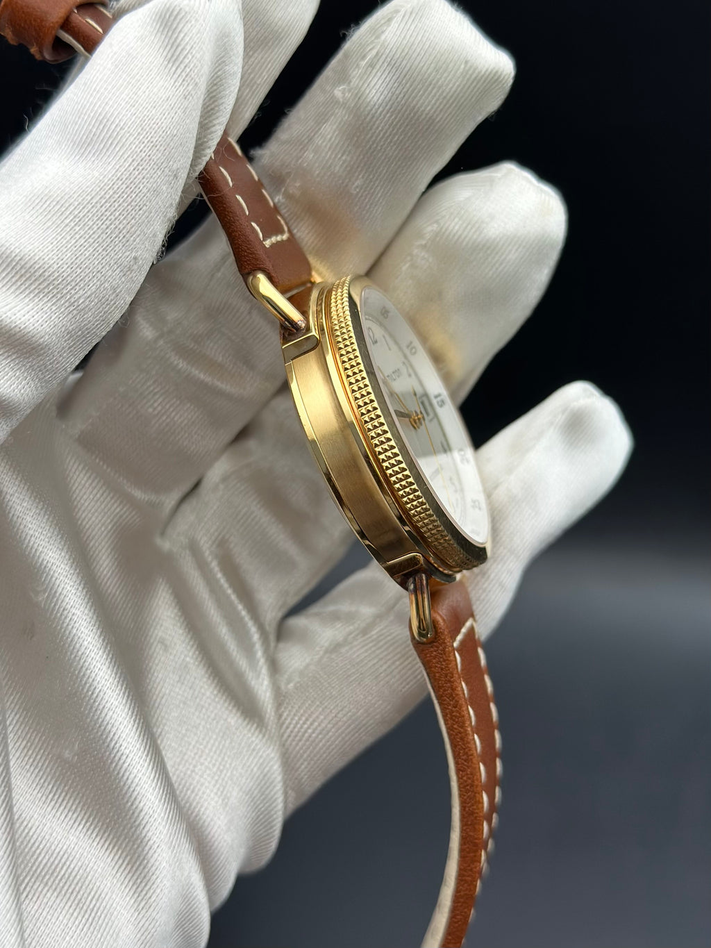 Hamilton Rose gold Automatic (self-winding) watch