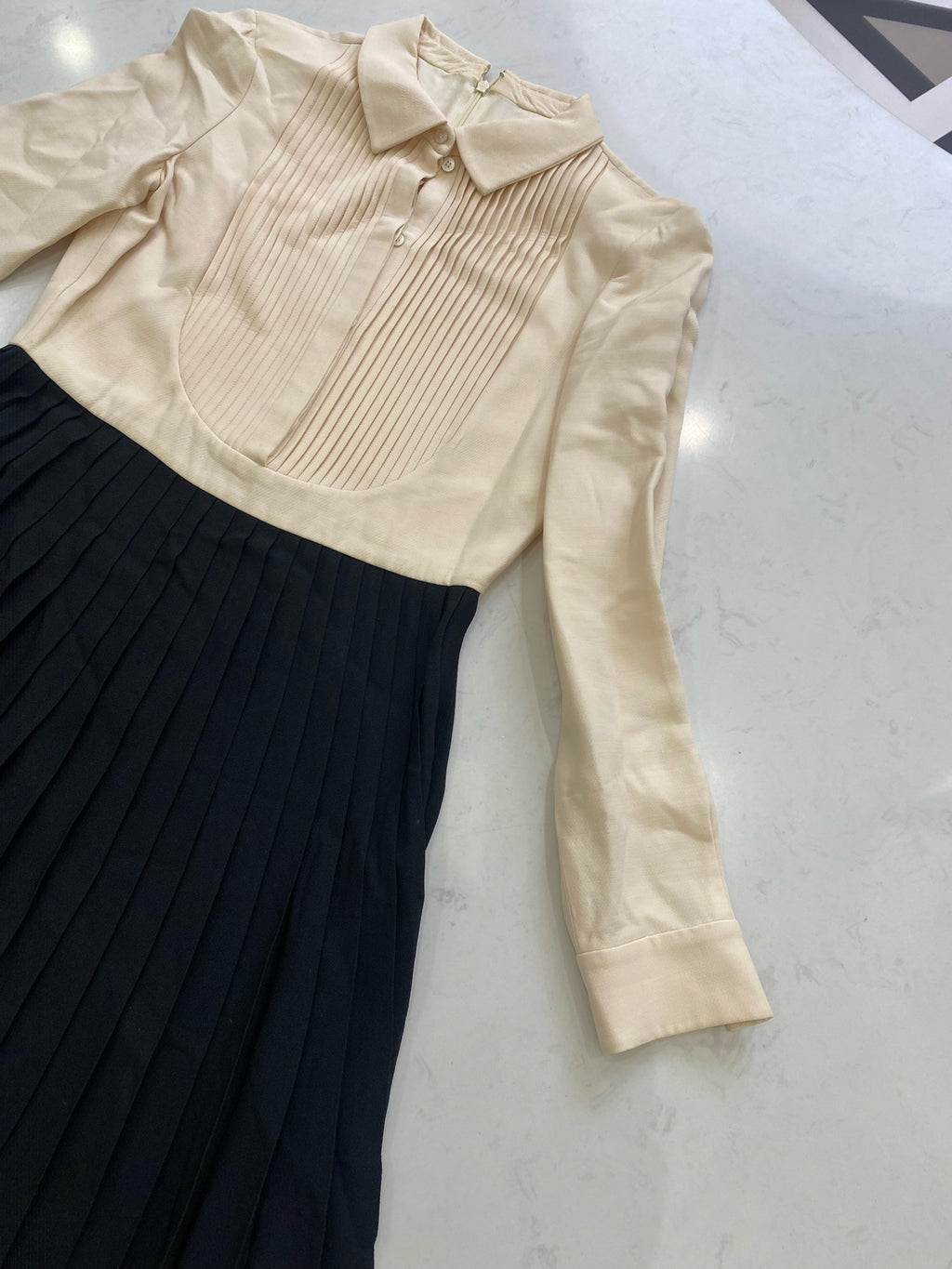 Valentino White