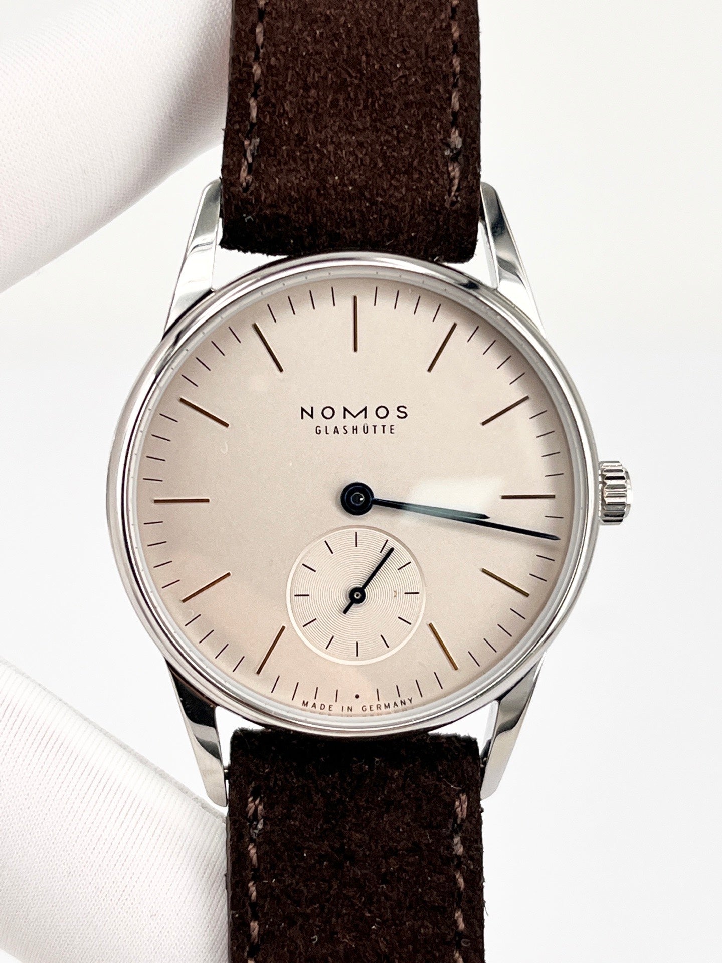 A.Lange & sohne Leather White Manual-wind watch