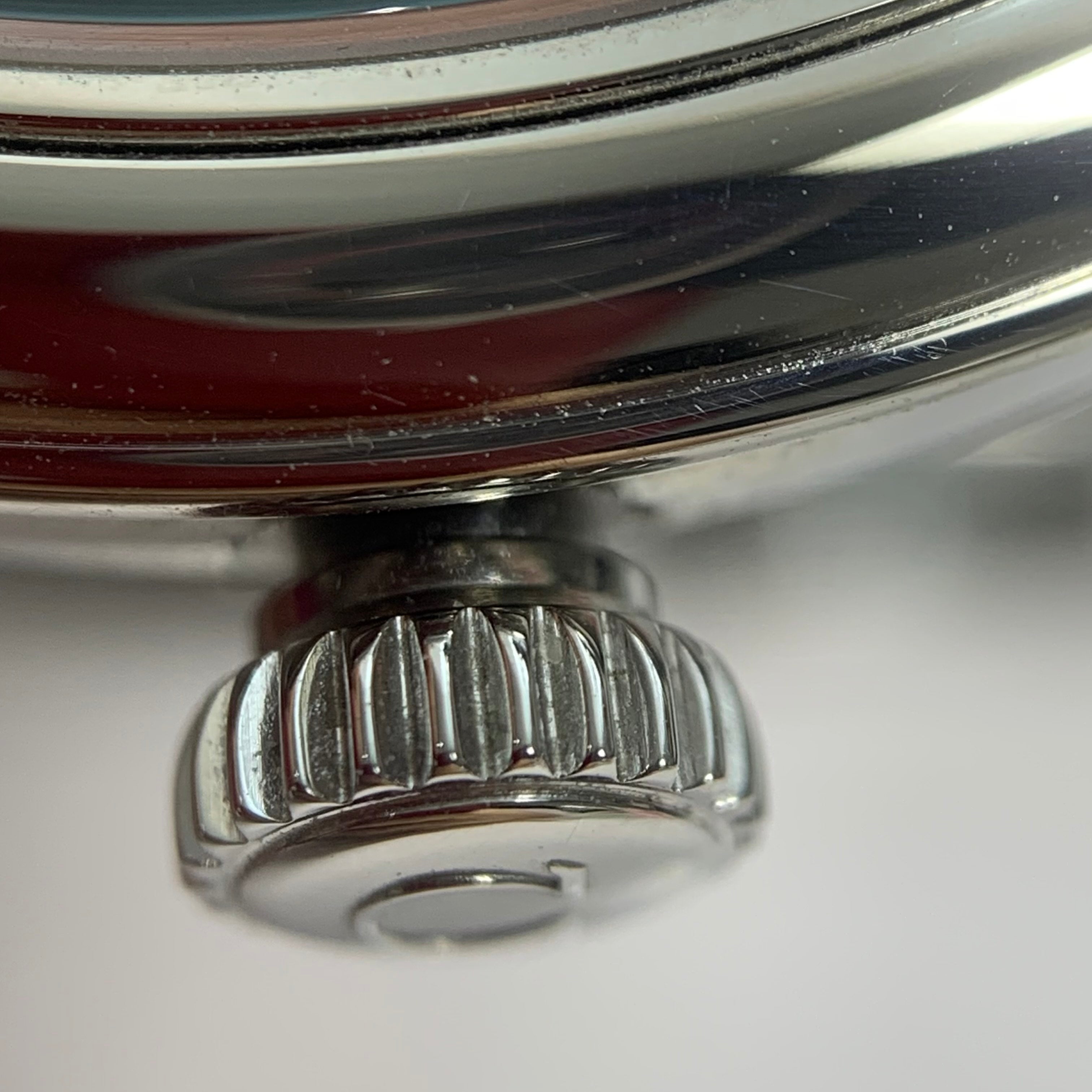 Omega Flying Disc Series 40 434.10.40.20.10.001