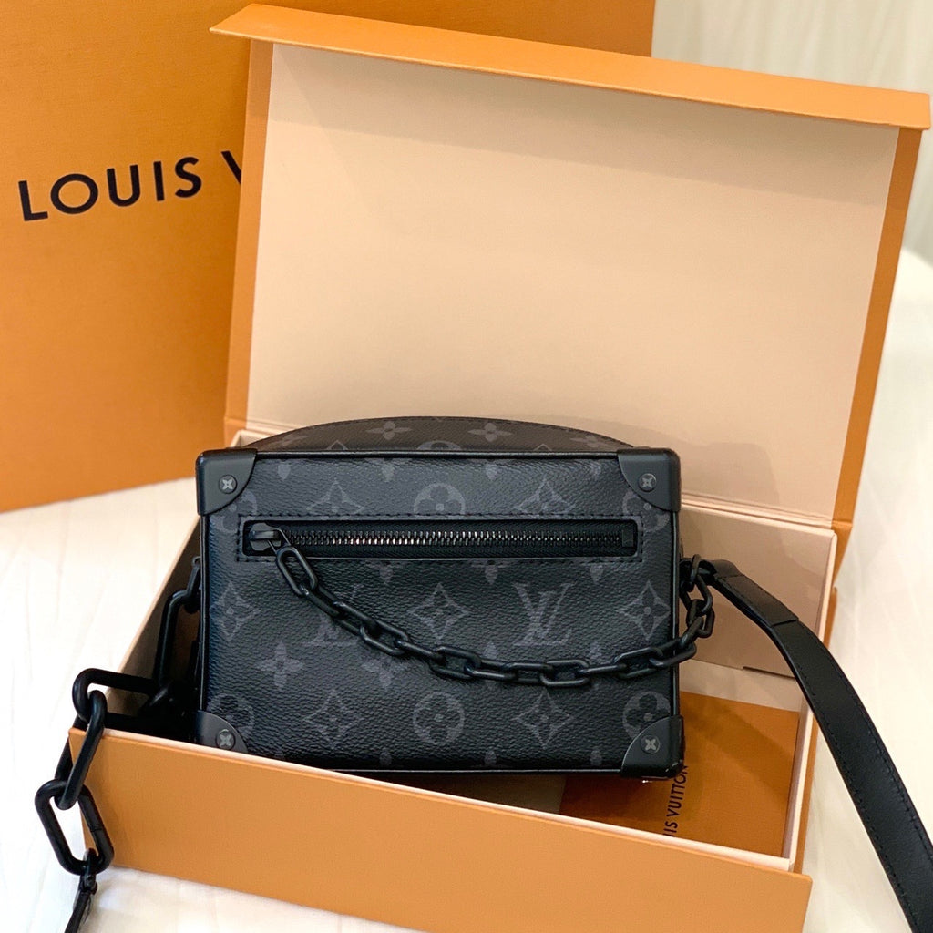 Louis Vuitton Soft Trunk Black Crossbody 18.5 x 13 x 8 M44735
