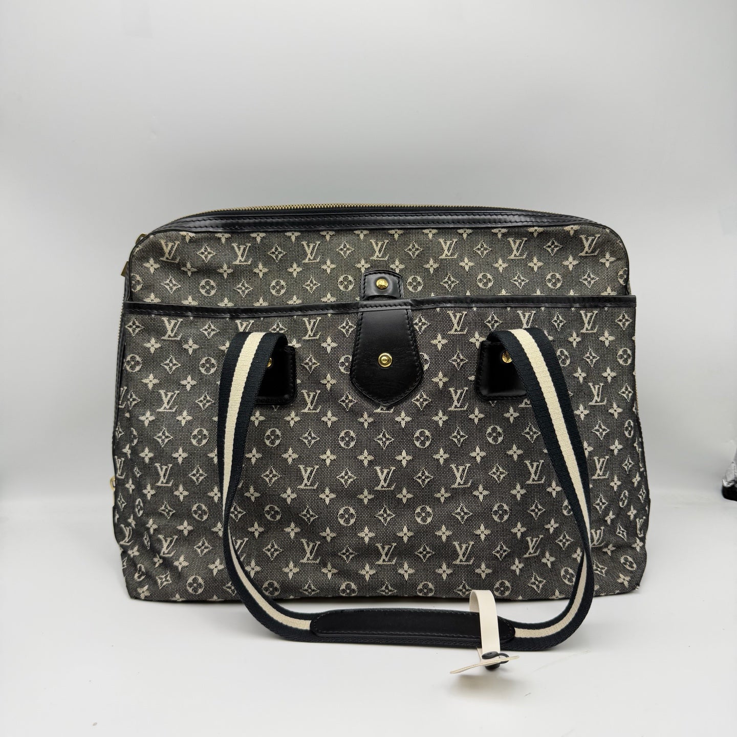 Louis Vuitton M43717