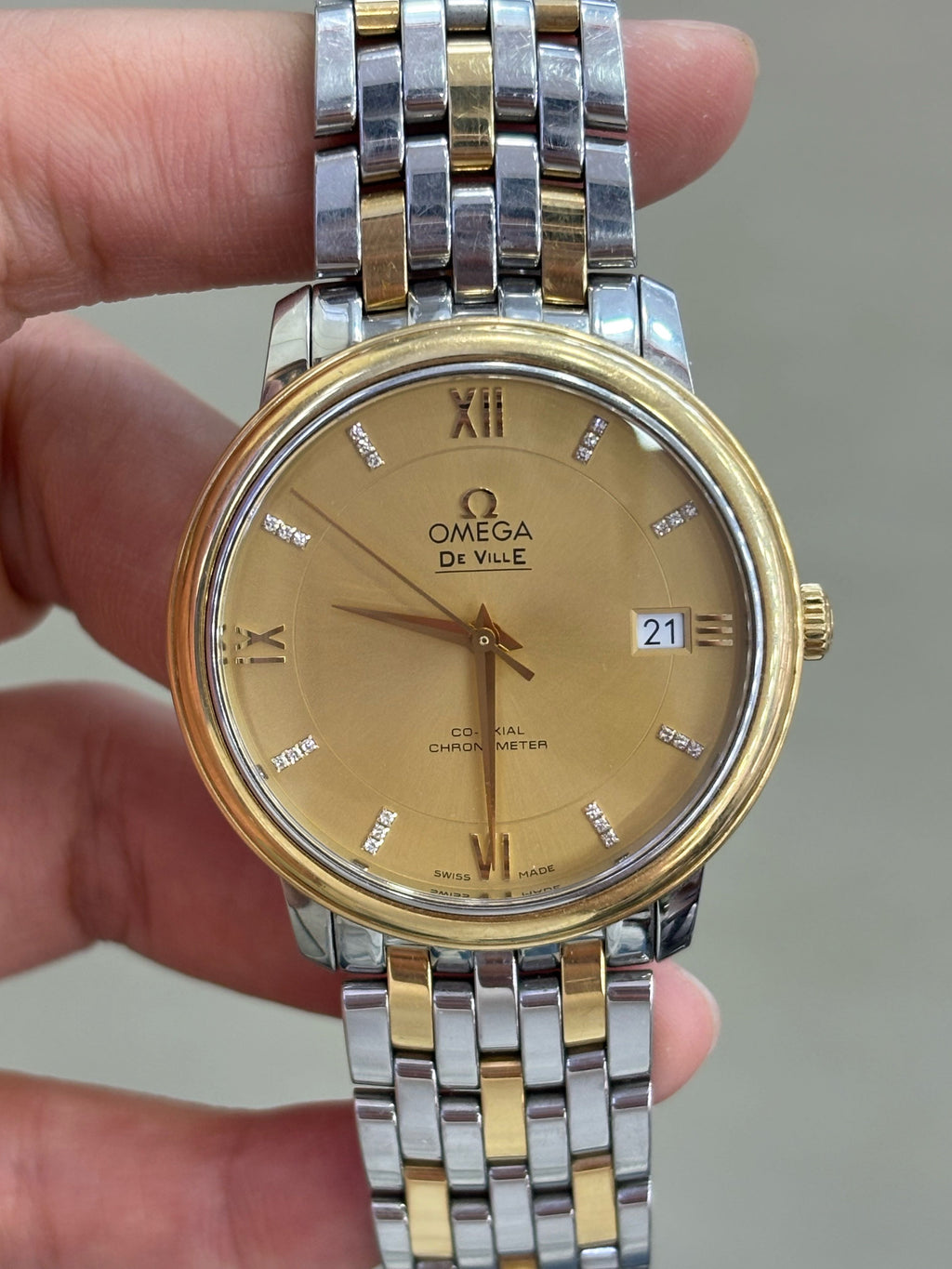Omega Yellow