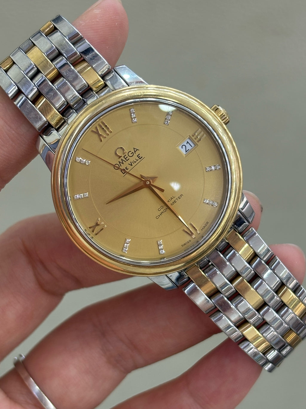 Omega Yellow