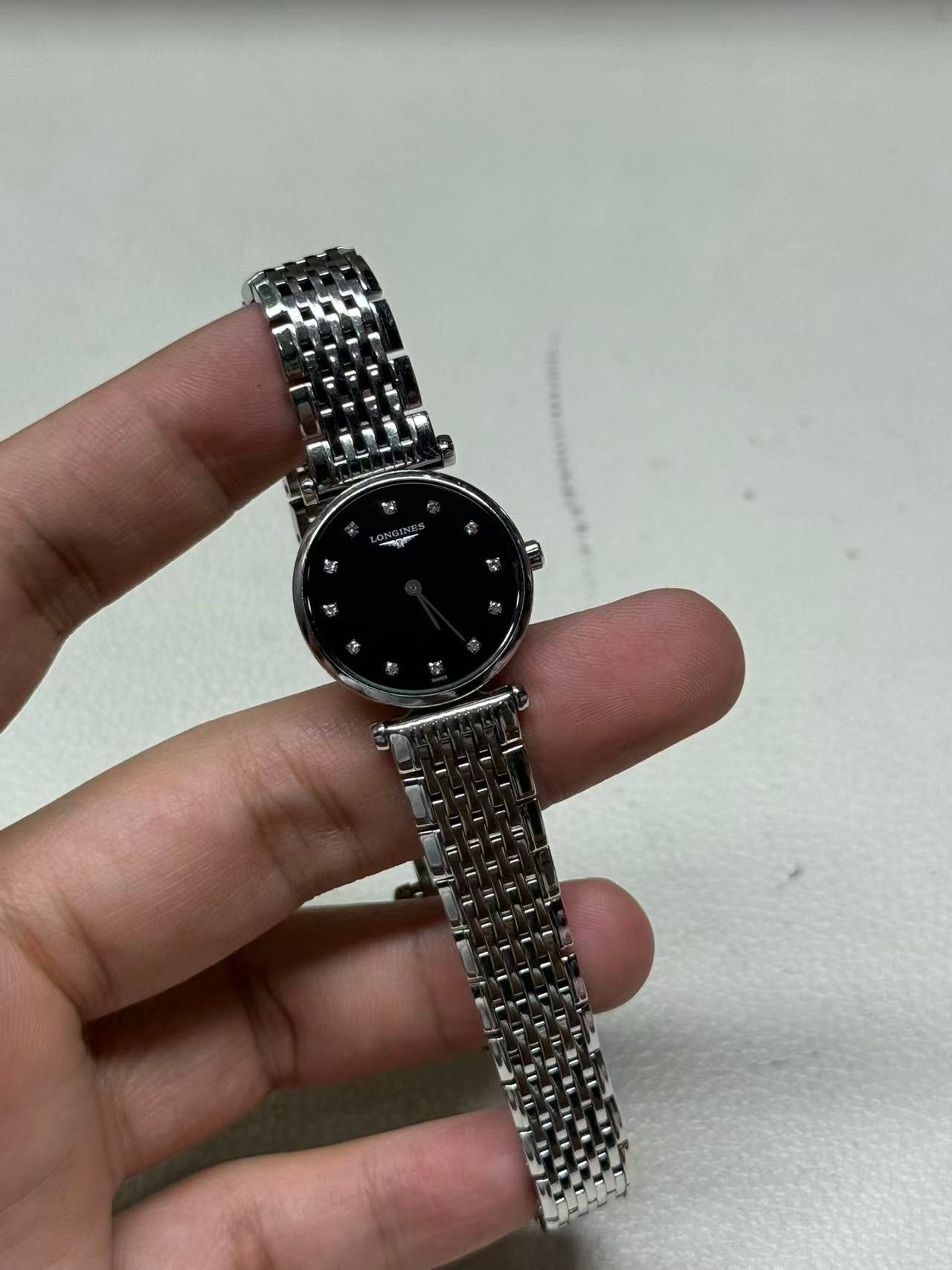 Longines Longines Conquest Collection Quartz watch 24.00mm L4.209.4.58.6