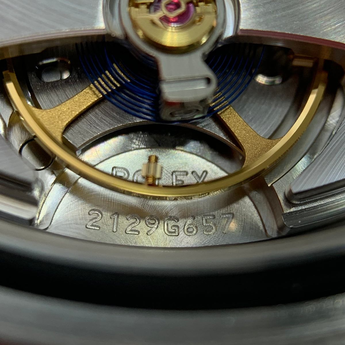 Rolex Yacht Prestige Model 40 millimeters m126621-0002