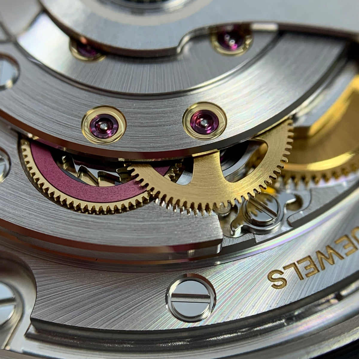 Rolex Yacht Prestige Model 40 millimeters m126621-0002