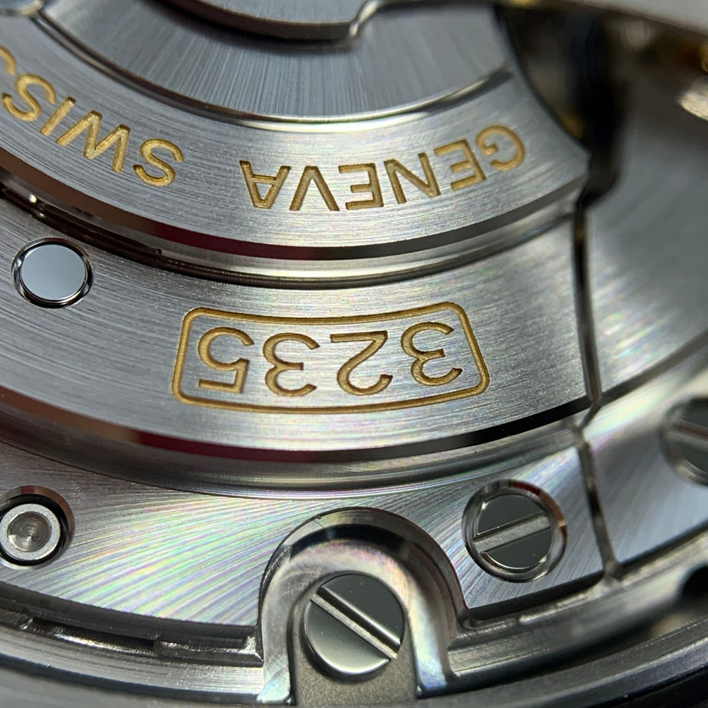 Rolex Yacht Prestige Model 40 millimeters m126621-0002