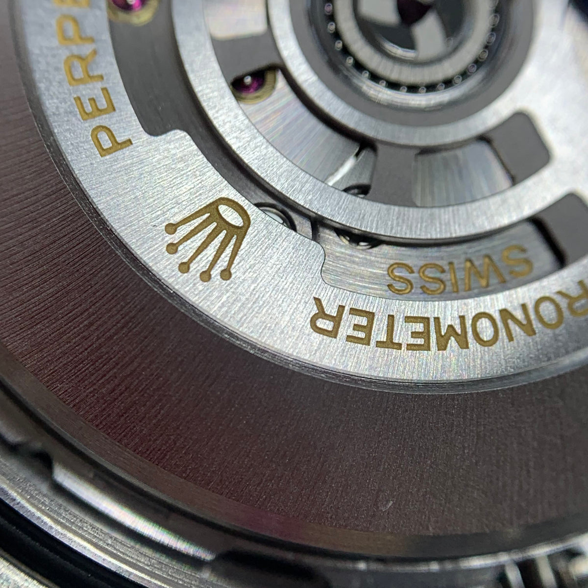 Rolex Yacht Prestige Model 40 millimeters m126621-0002